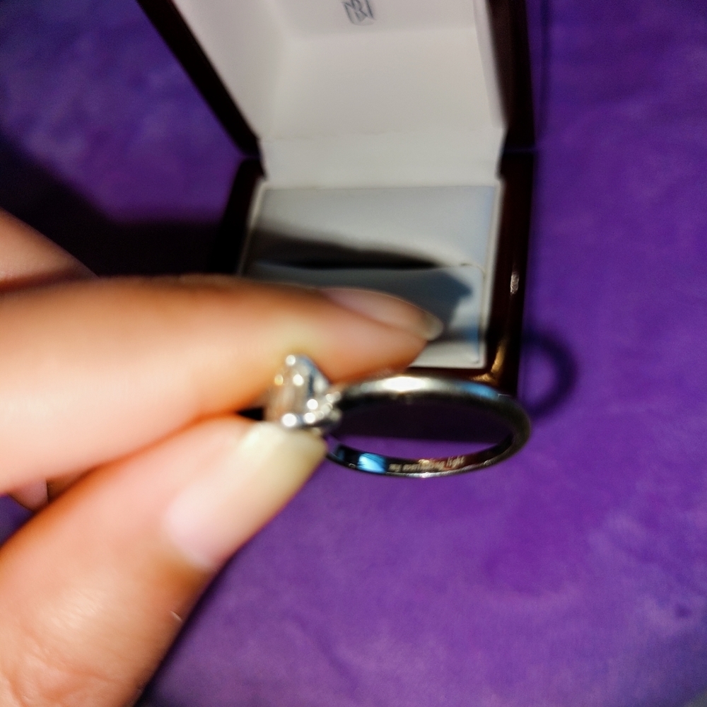Diamond Ring - Picture 5 of 7